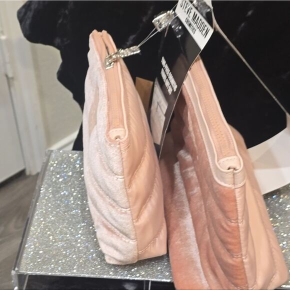 Steve Madden Logo Plate Quilted Velvet Nylon Cosmetic Pouch Set - Picture 6 of 9